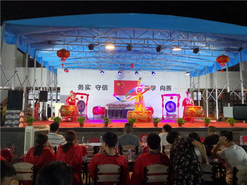 同享文化美 共创小康城 平阳县乡村艺术团助推国家公共文化服务体系示范区创建文艺演出暨河滨村 开蒙礼 仪式在鳌江镇下厂社区河滨村文化礼堂举行