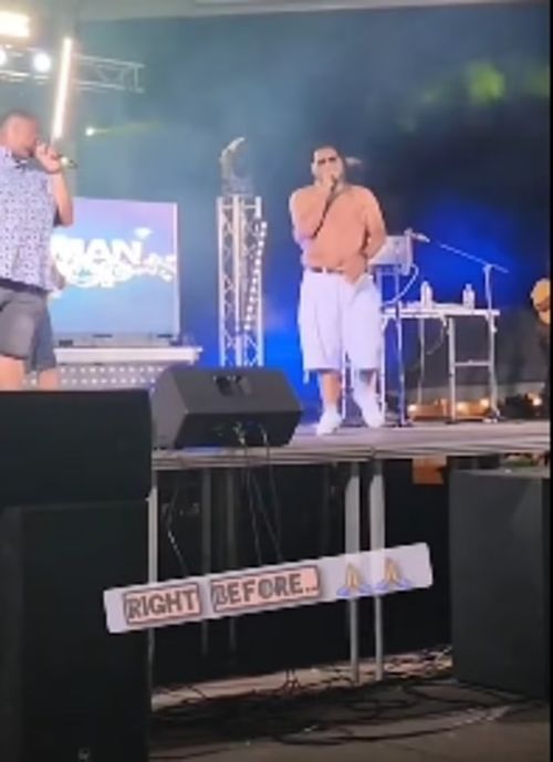 说唱歌手 fatman scoop 在表演中途倒在舞台上后去世,享年 53 岁